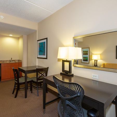 Holiday Inn Express Hotel & Suites Jacksonville Airport By Ihg Εξωτερικό φωτογραφία