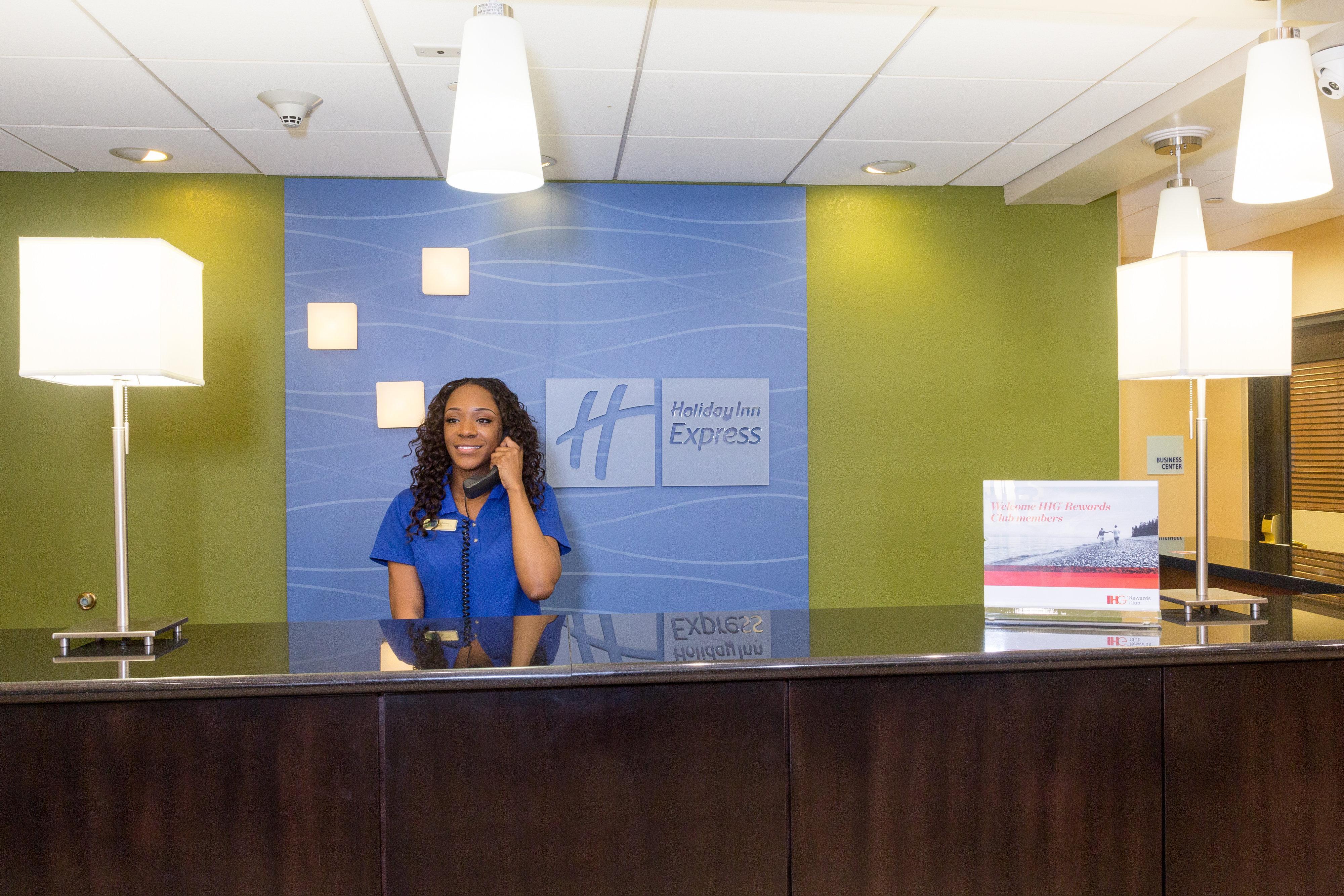 Holiday Inn Express Hotel & Suites Jacksonville Airport By Ihg Εξωτερικό φωτογραφία