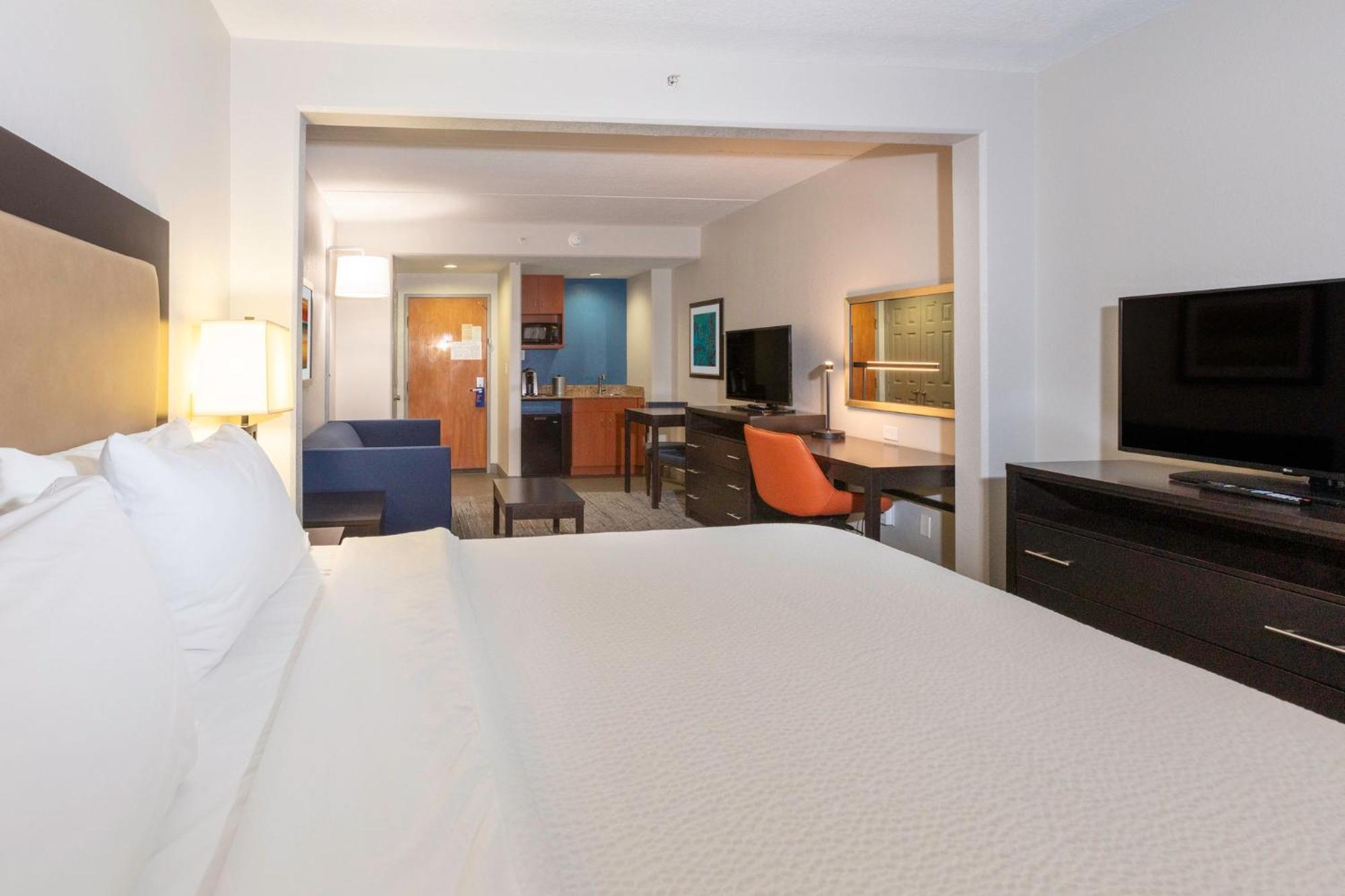 Holiday Inn Express Hotel & Suites Jacksonville Airport By Ihg Εξωτερικό φωτογραφία