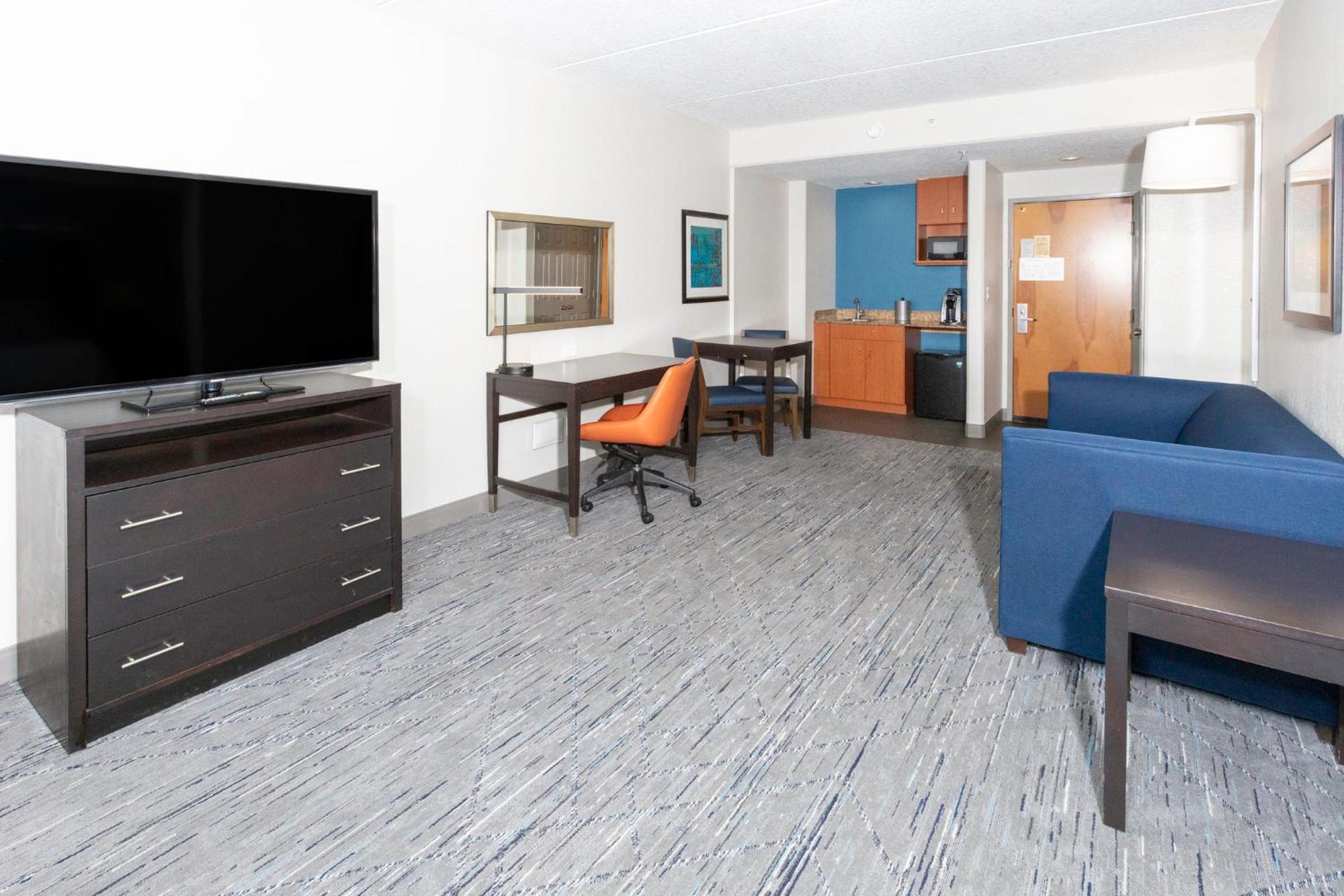 Holiday Inn Express Hotel & Suites Jacksonville Airport By Ihg Εξωτερικό φωτογραφία
